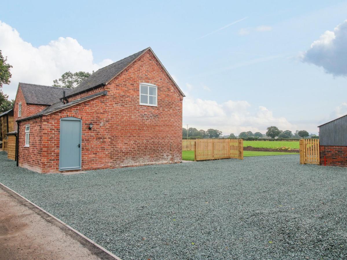 The Barn Villa Shrewsbury Exterior photo