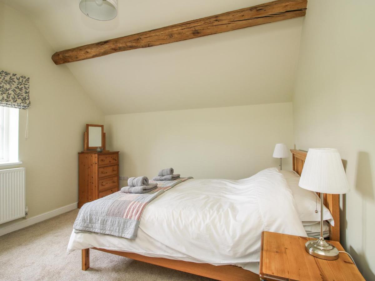 The Barn Villa Shrewsbury Exterior photo